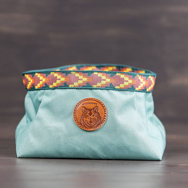 Wilderdog Backpacking Bowl i seafoam, en ljus turkos.