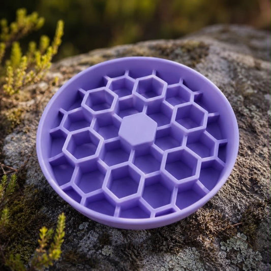 Slowfeeder för hund Honeycomb – lila